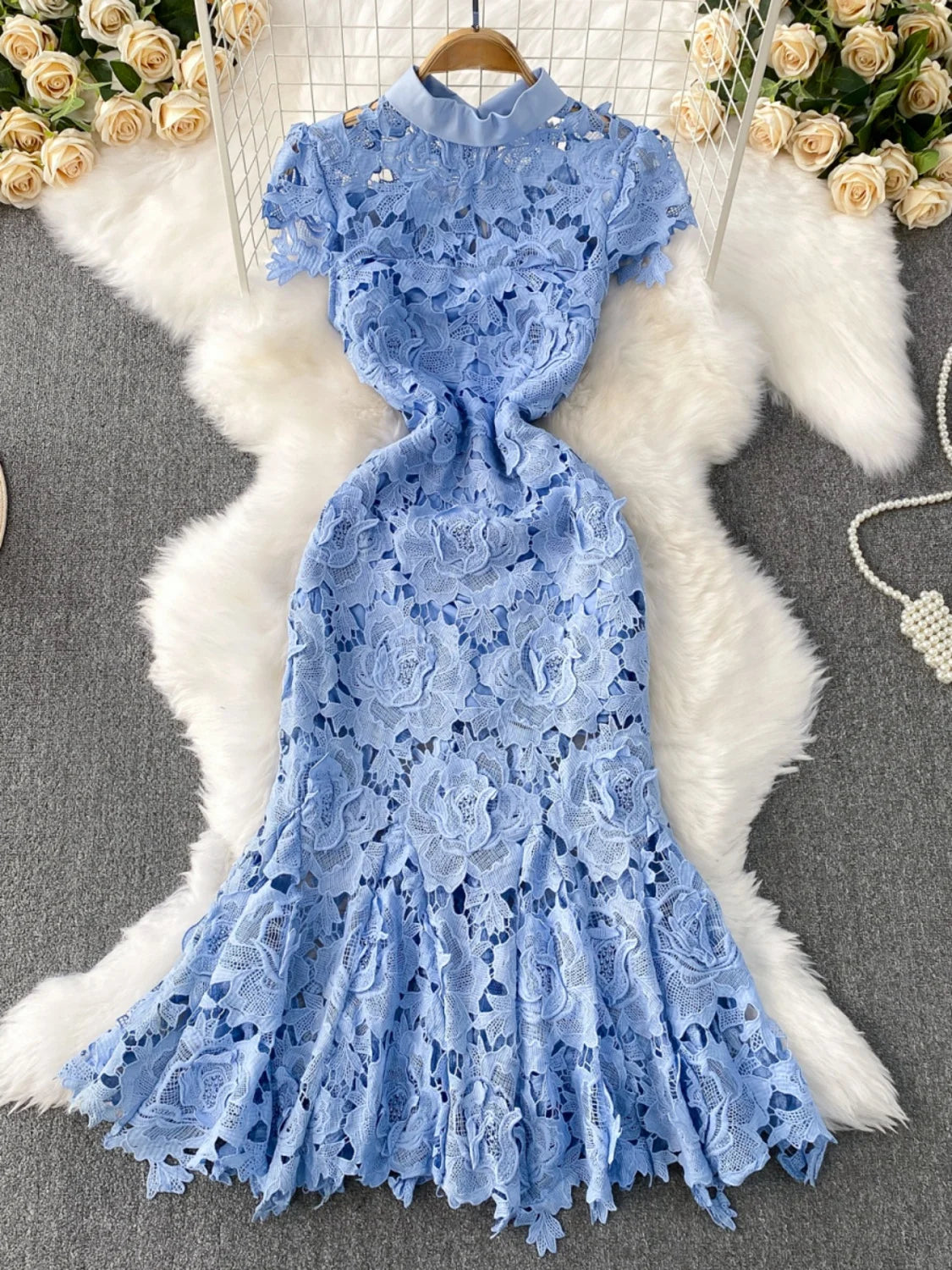 Nouvelle Robe Longue d'Été pour Femme, Style Coréen, Col Montant, Taille Haute, Coupe Ajustée, Effet Amincissant, Manches Courtes en Dentelle, Coupe Sirène, Idéale pour le Bureau