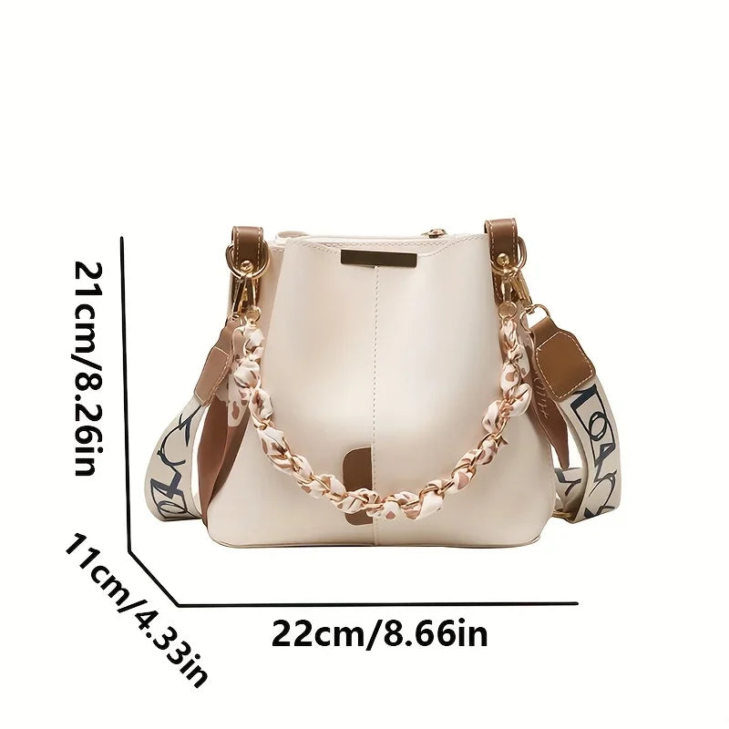 Sac à bandoulière de luxe pour femmes, sac seau de grande capacité avec chaîne de ruban, sac à bandoulière pour les déplacements, nouvelle collection